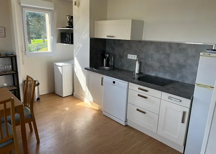 Domaine Du Coteau, Limite Trouville, Beau 3 Pieces Avec Parking Et Balcon Vue Lägenhet Touques