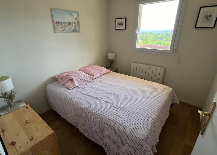 Domaine Du Coteau, Limite Trouville, Beau 3 Pieces Avec Parking Et Balcon Vue Daire